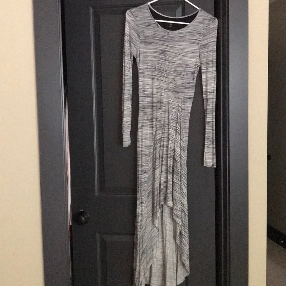White and black skirt XS from Kensie
